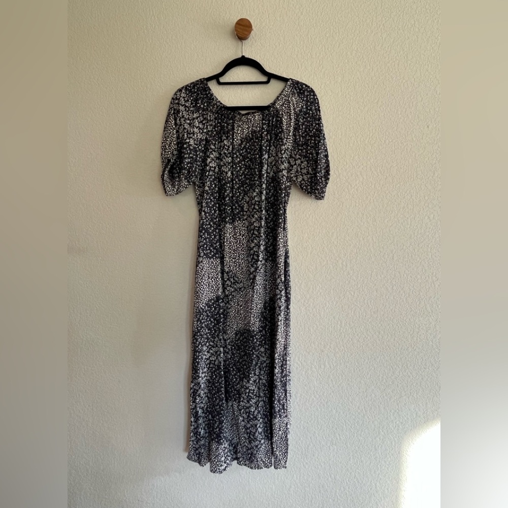 Bobeau. S. Blue and white maxi dress w/ pockets. NWT.
